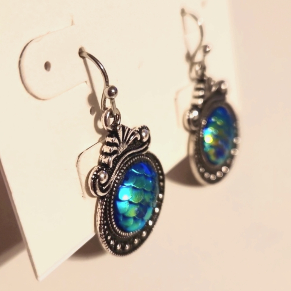 Iridescent Mermaid Dangle Earrings - Picture 5 of 6